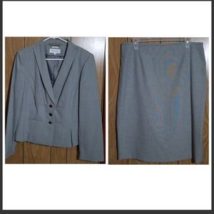 Calvin Klein women 2 piece set